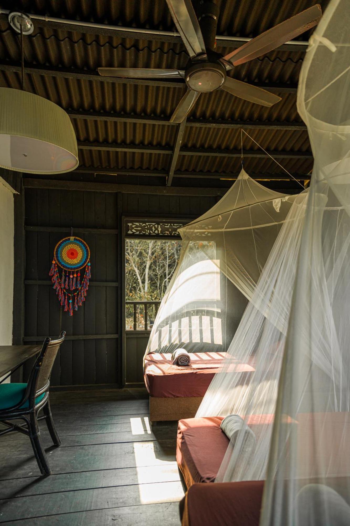 Harrera Perhentian, Long Inn